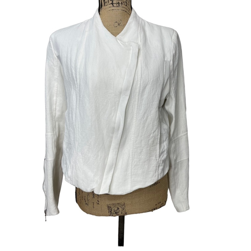 BLANK NYC White Moto Blazer with Mesh Detail Size Size Large Cropped - Picture 6 of 16